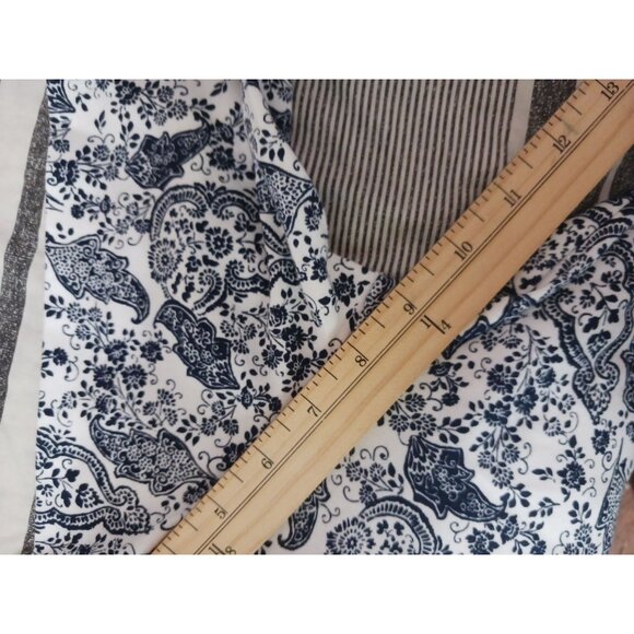 Basic Editions Womens Paisley Print Long Sleeve Shirt  Blue & White Medium - Picture 8 of 8